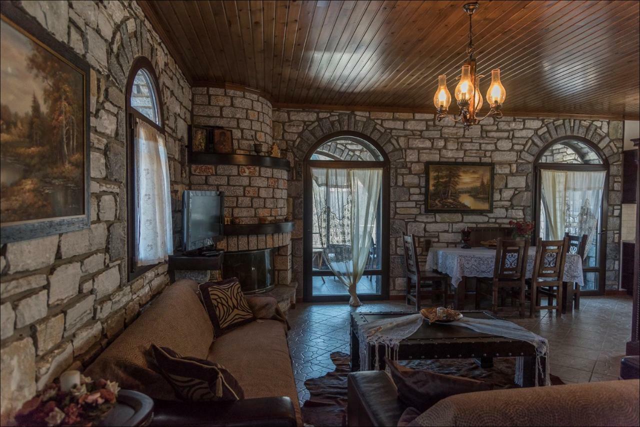 Stone Mansion Anavryti, ΑΜΑ 20569 Villa Mystras Exteriör bild