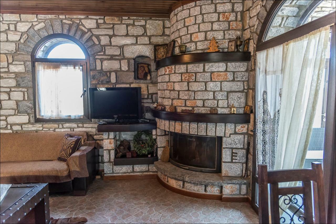 Stone Mansion Anavryti, ΑΜΑ 20569 Villa Mystras Exteriör bild